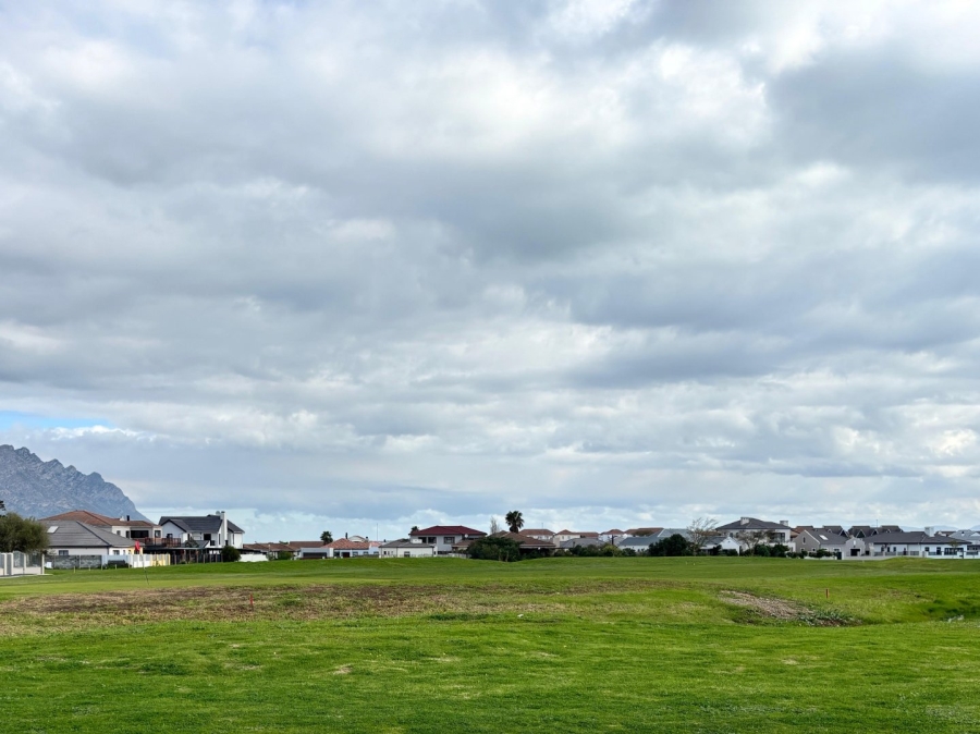 3 Bedroom Property for Sale in Fairview Golf Estate Western Cape